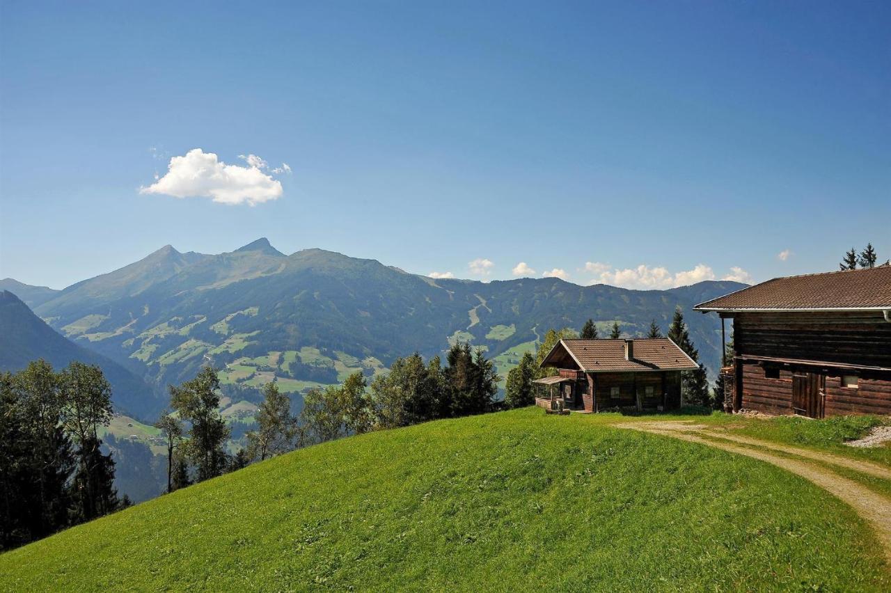Lodge Schoenfeld Schlitters Luaran gambar